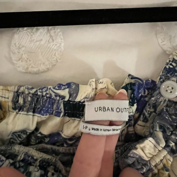 Urban Outfitters Tank - Picture 2 of 3